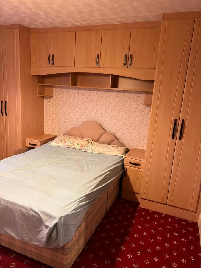 Apartament Whitby Road House Canvey Island Zewnętrze zdjęcie