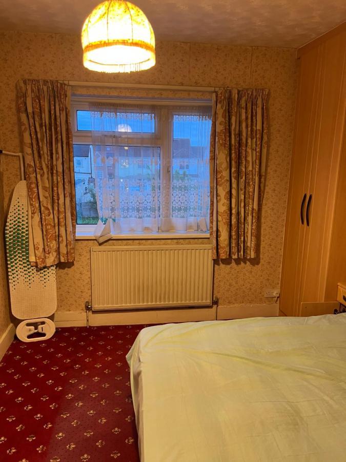 Apartament Whitby Road House Canvey Island Zewnętrze zdjęcie